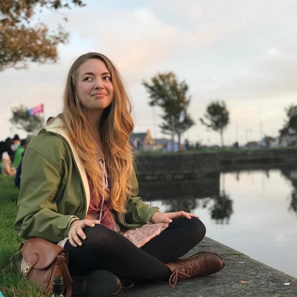 Meet your Posher, Carlyn